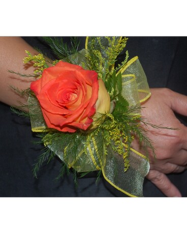 Sunset rose wristlet